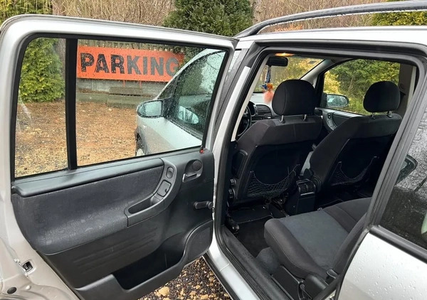 Opel Zafira cena 6250 przebieg: 313100, rok produkcji 2001 z Częstochowa małe 137